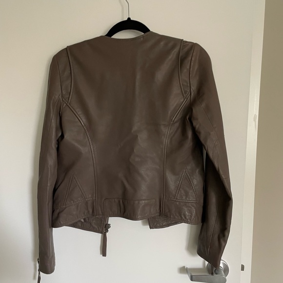 Gently worn joie leather jacket - Picture 3 of 4